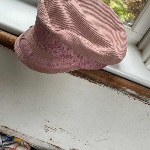 NWOT Free People Cord Insider Pink  Lieutenant Hat